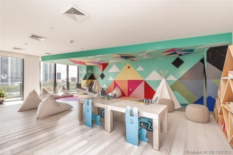 Condominio en alquiler en Miami, Florida, 1 dormitorio, 63.08 m2 № 4677 - foto 24