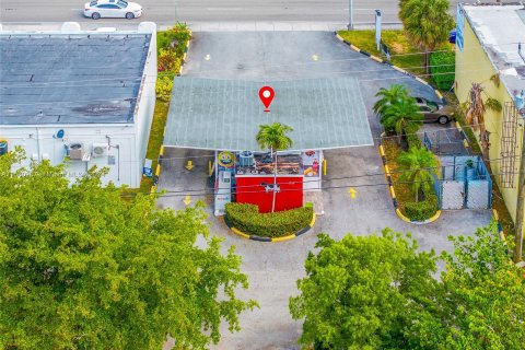 Купить коммерческую недвижимость в Норт-Майами, Флорида № 1155071 - фото 21