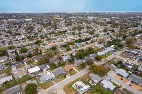 Casa en venta en New Port Richey, Florida, 3 dormitorios, 111.85 m2 № 1414382 - foto 9