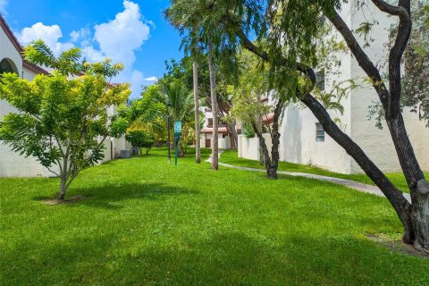 Copropriété à vendre à Miami, Floride: 2 chambres, 124.49 m2 № 1364216 - photo 24