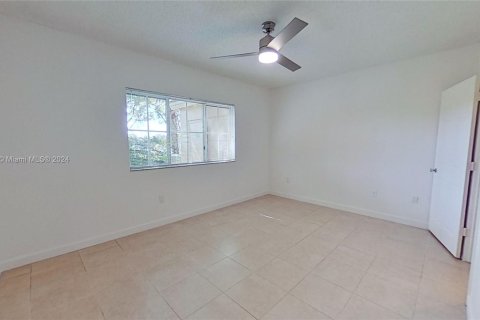 Copropriété à louer à Miramar, Floride: 1 chambre, 78.97 m2 № 1364220 - photo 10