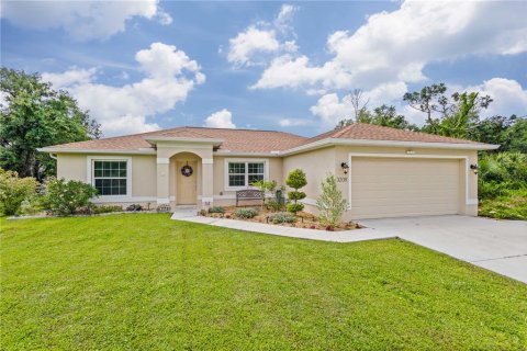 Villa ou maison à vendre à North Port, Floride: 3 chambres, 132.57 m2 № 1137373 - photo 1