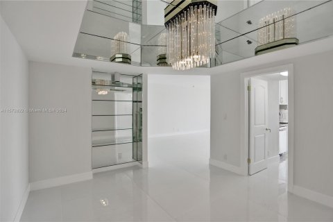 Condominio en venta en Aventura, Florida, 2 dormitorios, 144.93 m2 № 1132560 - foto 13