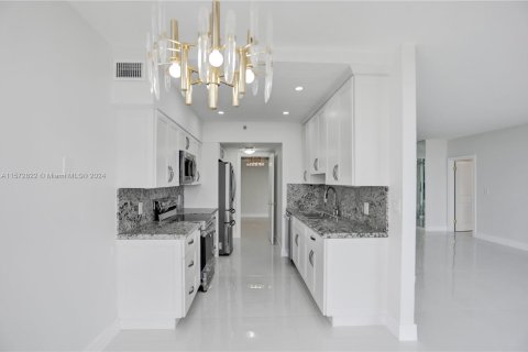 Copropriété à vendre à Aventura, Floride: 2 chambres, 144.93 m2 № 1132560 - photo 9