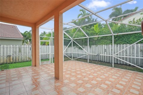 Villa ou maison à vendre à Pembroke Pines, Floride: 4 chambres, 240.34 m2 № 1328066 - photo 22