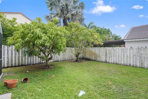 Villa ou maison à vendre à Pembroke Pines, Floride: 4 chambres, 240.34 m2 № 1328066 - photo 25