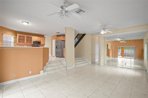 Villa ou maison à vendre à Pembroke Pines, Floride: 4 chambres, 240.34 m2 № 1328066 - photo 12