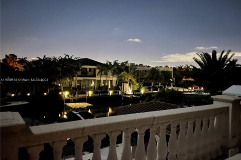 Villa ou maison à vendre à Fort Lauderdale, Floride: 5 chambres, 557.04 m2 № 1230977 - photo 8