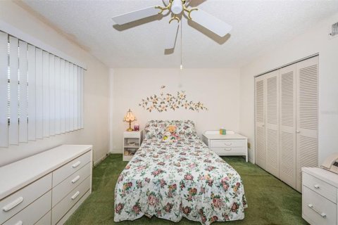 Condo in Saint Petersburg, Florida, 1 bedroom  № 363612 - photo 26