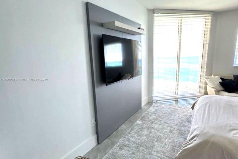 Condominio en venta en Sunny Isles Beach, Florida, 3 dormitorios, 205.69 m2 № 1155053 - foto 12