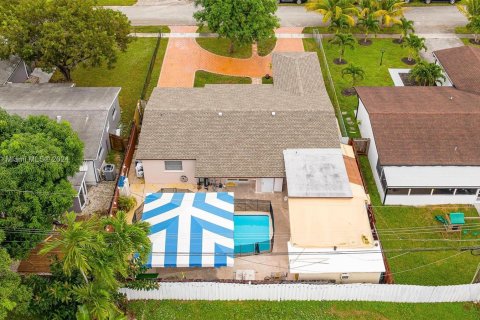 Villa ou maison à vendre à Hollywood, Floride: 3 chambres, 150.5 m2 № 975892 - photo 7