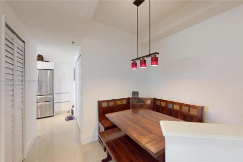 Condo in Aventura, Florida, 3 bedrooms  № 1236471 - photo 11