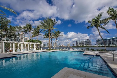 Copropriété à vendre à Aventura, Floride: 3 chambres, 122.63 m2 № 1236471 - photo 20