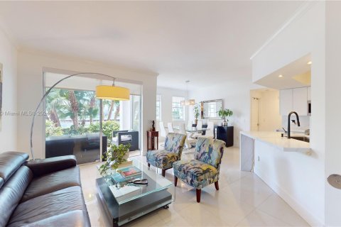 Condo in Aventura, Florida, 3 bedrooms  № 1236471 - photo 2