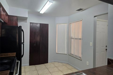 Copropriété à vendre à Miramar, Floride: 2 chambres, 99.41 m2 № 1096675 - photo 16