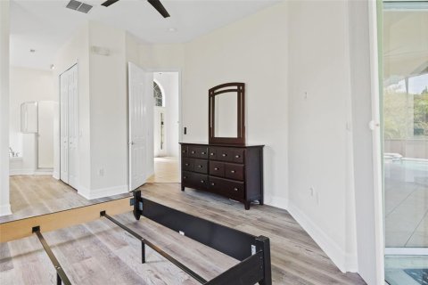 Villa ou maison à vendre à Kissimmee, Floride: 6 chambres, 315.77 m2 № 1302489 - photo 12