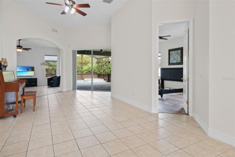 House in Kissimmee, Florida 6 bedrooms, 315.77 sq.m. № 1302489 - photo 7