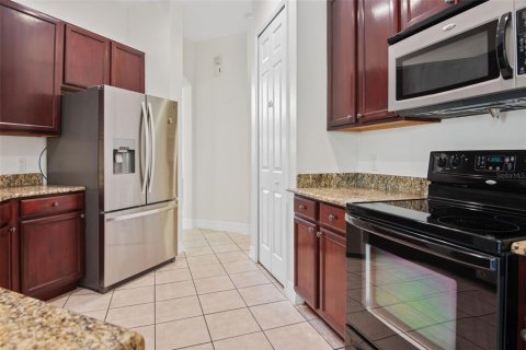 Villa ou maison à vendre à Kissimmee, Floride: 6 chambres, 315.77 m2 № 1302489 - photo 22