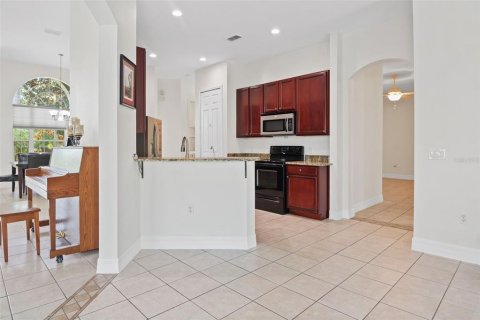 Villa ou maison à vendre à Kissimmee, Floride: 6 chambres, 315.77 m2 № 1302489 - photo 17