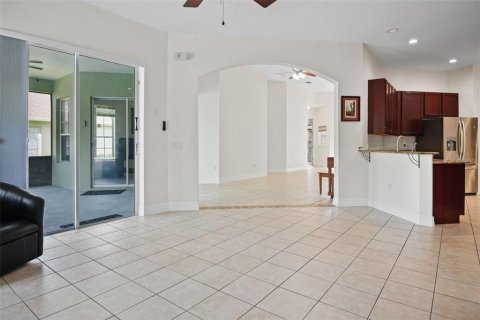 House in Kissimmee, Florida 6 bedrooms, 315.77 sq.m. № 1302489 - photo 19