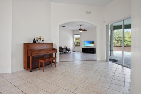 Villa ou maison à vendre à Kissimmee, Floride: 6 chambres, 315.77 m2 № 1302489 - photo 9