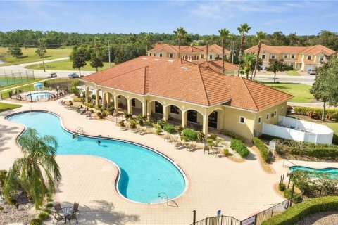 Villa ou maison à vendre à Kissimmee, Floride: 2 chambres, 97.55 m2 № 1367930 - photo 30