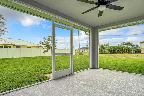 Villa ou maison à vendre à Punta Gorda, Floride: 4 chambres, 168.06 m2 № 1144899 - photo 26