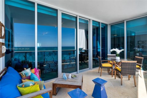 Condominio en venta en Miami Beach, Florida, 4 dormitorios, 369.94 m2 № 965523 - foto 9