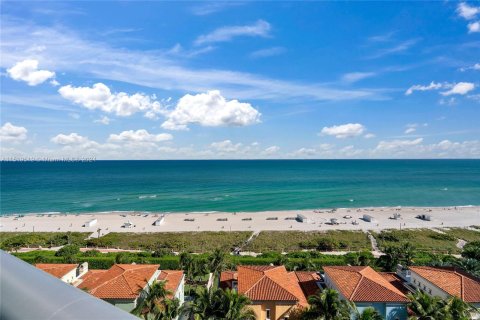 Condominio en venta en Miami Beach, Florida, 4 dormitorios, 369.94 m2 № 965523 - foto 12