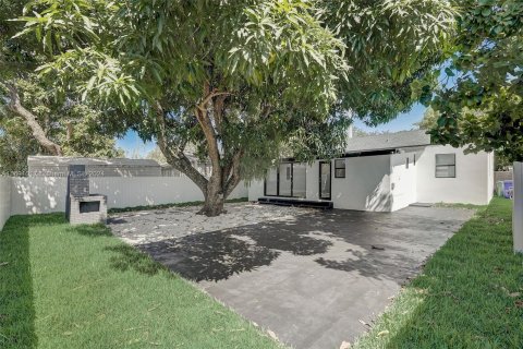 Casa en venta en Miami, Florida, 3 dormitorios, 123 m2 № 1437068 - foto 13