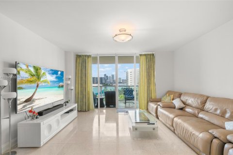 Condo in Aventura, Florida, 3 bedrooms  № 1189219 - photo 18