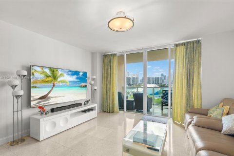 Condo in Aventura, Florida, 3 bedrooms  № 1189219 - photo 17