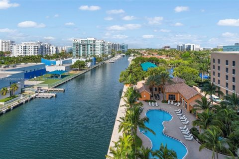 Condominio en venta en Aventura, Florida, 3 dormitorios, 173.36 m2 № 1189219 - foto 8