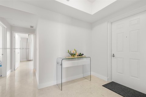 Condo in Aventura, Florida, 3 bedrooms  № 1189219 - photo 24