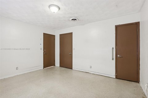 Casa en venta en Hollywood, Florida, 5 dormitorios, 384.71 m2 № 1222967 - foto 20