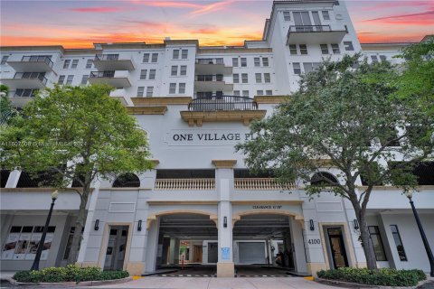 Condo in Coral Gables, Florida, 2 bedrooms  № 1229333 - photo 29