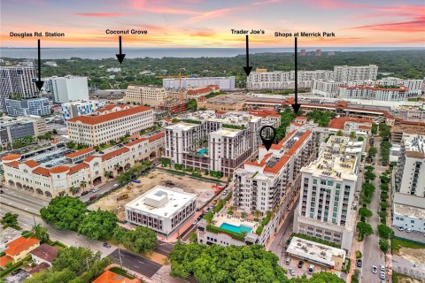 Condominio en venta en Coral Gables, Florida, 2 dormitorios, 90.12 m2 № 1229333 - foto 2