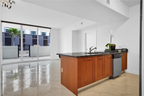 Condo in Coral Gables, Florida, 2 bedrooms  № 1229333 - photo 27