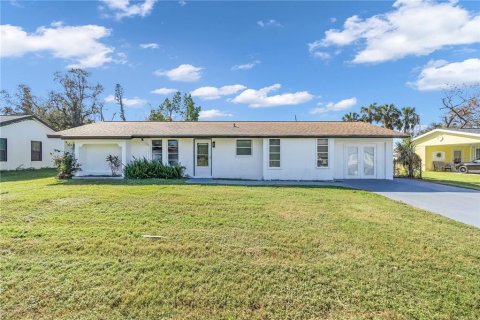 House in Port Charlotte, Florida 3 bedrooms, 111.48 sq.m. № 1412898 - photo 21