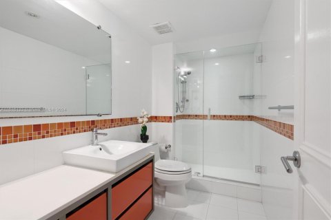 Condo in Aventura, Florida, 3 bedrooms  № 1240439 - photo 23