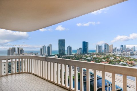 Copropriété à vendre à Aventura, Floride: 3 chambres, 220.27 m2 № 1240439 - photo 7