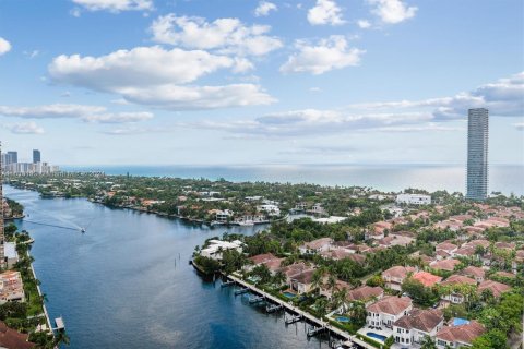 Condo in Aventura, Florida, 3 bedrooms  № 1240439 - photo 1