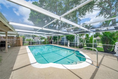 Casa en venta en Hollywood, Florida, 3 dormitorios, 122.07 m2 № 1240404 - foto 28