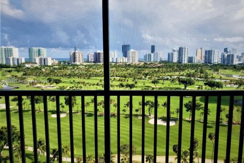 Condominio en venta en Aventura, Florida, 1 dormitorio, 84.82 m2 № 1289061 - foto 2