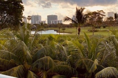 Condo in Aventura, Florida, 1 bedroom  № 1289061 - photo 19