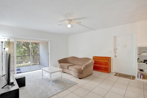 Condo in Boca Raton, Florida, 1 bedroom  № 1222390 - photo 26