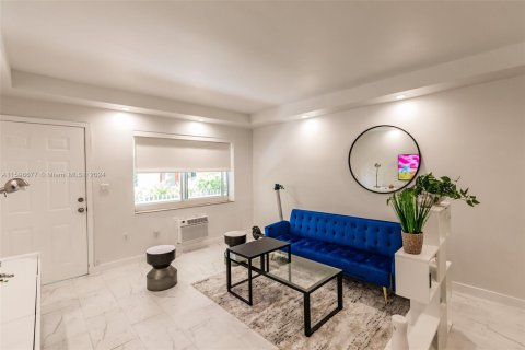 Copropriété à vendre à Miami Beach, Floride: 43.29 m2 № 1208336 - photo 6