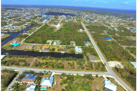 Terrain à vendre à Port Charlotte, Floride № 946866 - photo 6