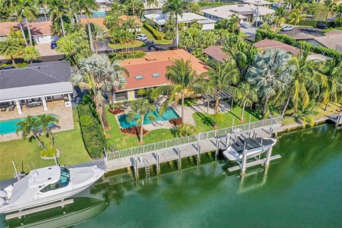 Villa ou maison à vendre à Hallandale Beach, Floride: 3 chambres, 268.39 m2 № 1120077 - photo 4