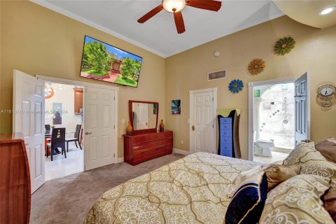 Villa ou maison à vendre à Hallandale Beach, Floride: 3 chambres, 156.08 m2 № 1235982 - photo 29
